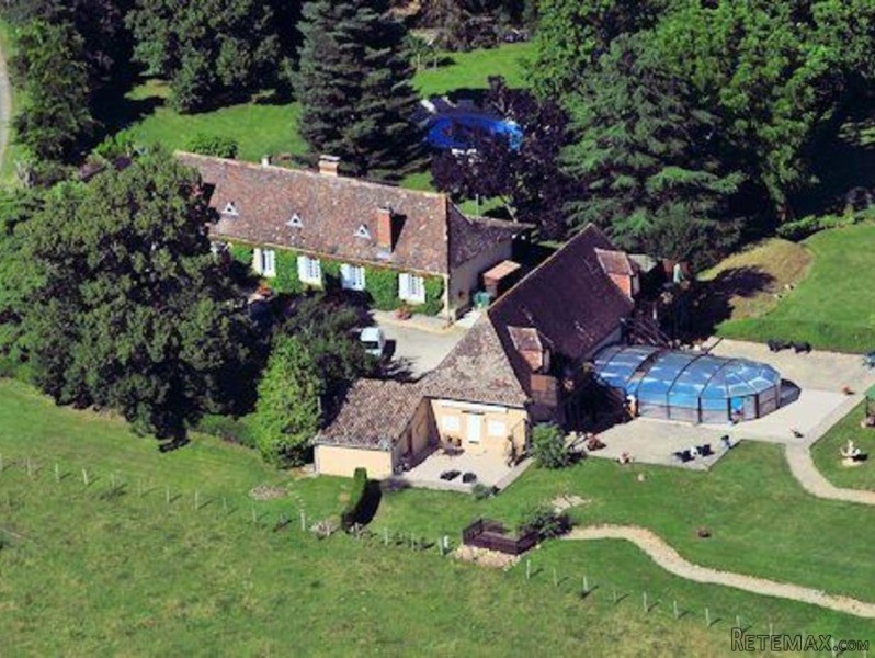 Superb Perigordian Property With Main..