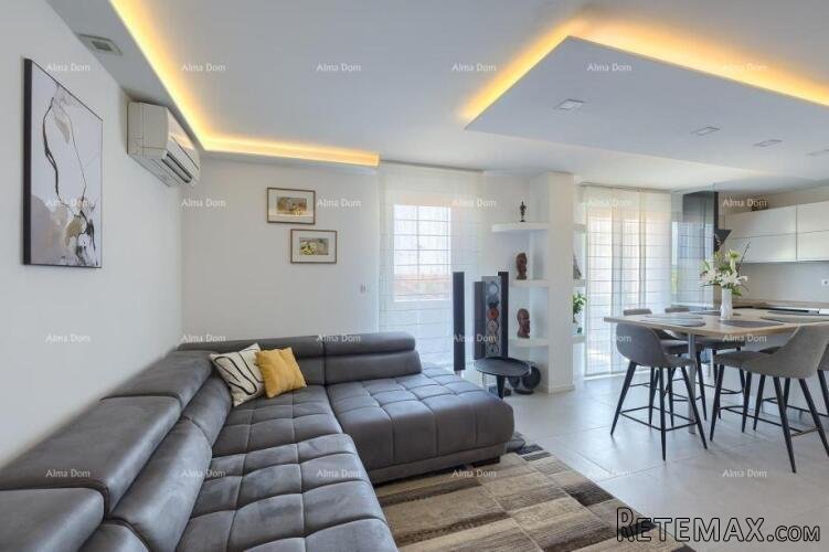 Prodaje se stan u Puli, 106 m2 - 3
