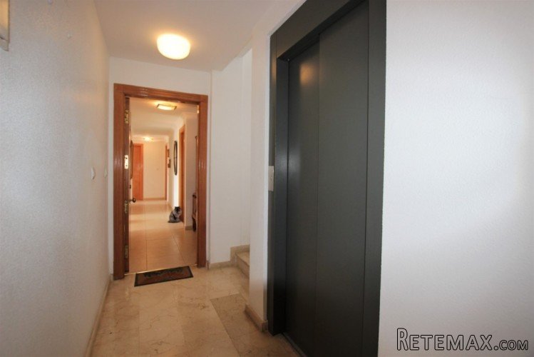 WELL MAINTAINED APARTMENT WITH OPEN VIEWS TO THE SEA!!!.. - 3