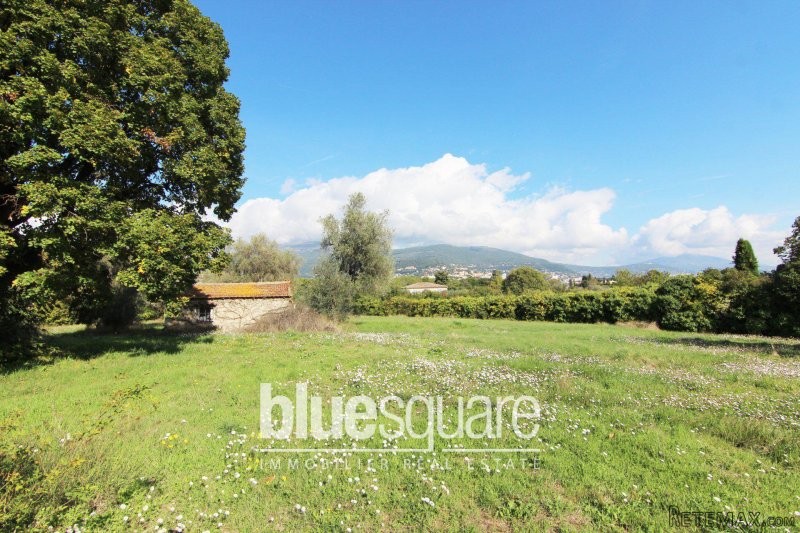 LAND TO BUILD FOR SALE IN GRASSE - 2