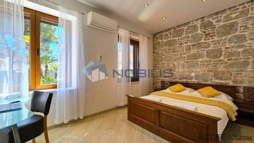 Vis, jedinstvena vila 300 m2 s vrtom i parkingom TOP.. - 7