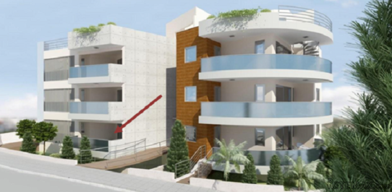 New Three Bedroom Apartment with Garden..