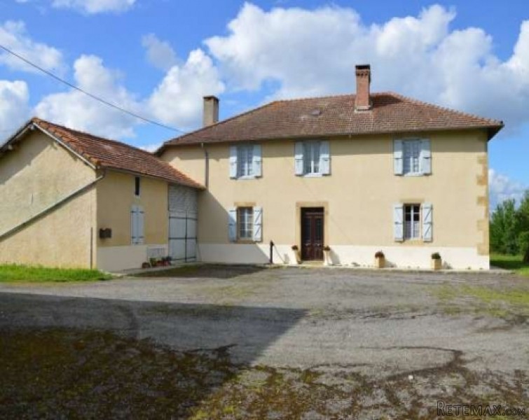 Traditional courtyard farmhouse, 1ha.. - 2