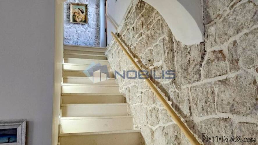 Vis, jedinstvena vila 300 m2 s vrtom i parkingom TOP.. - 8