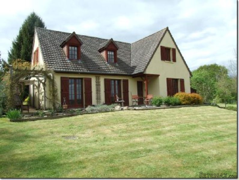 Detached House with Glorious Views