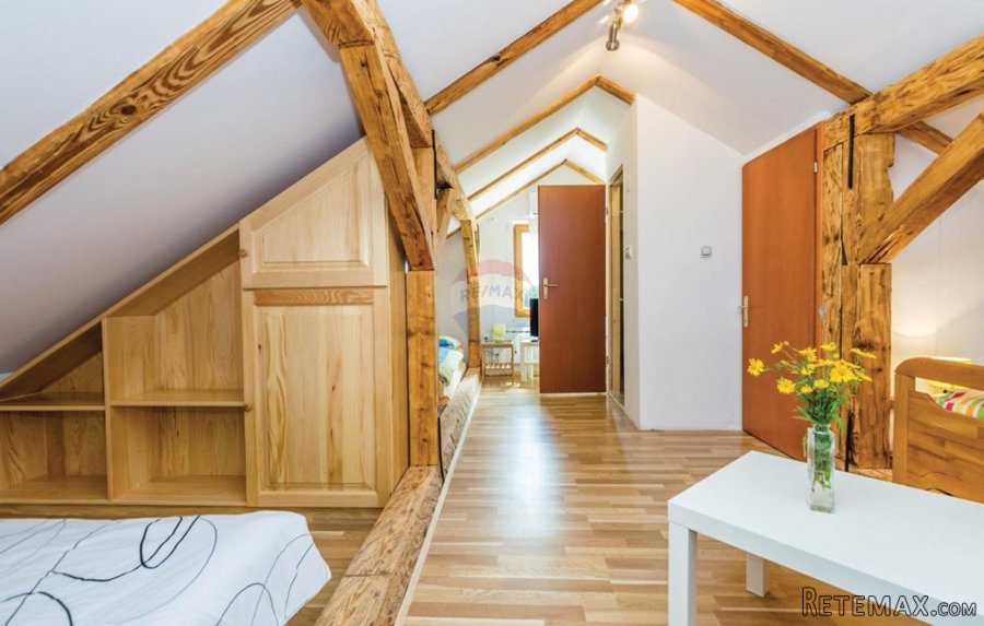 Lika, Plaški-Kuća sa bazenom 110 m2 - 9