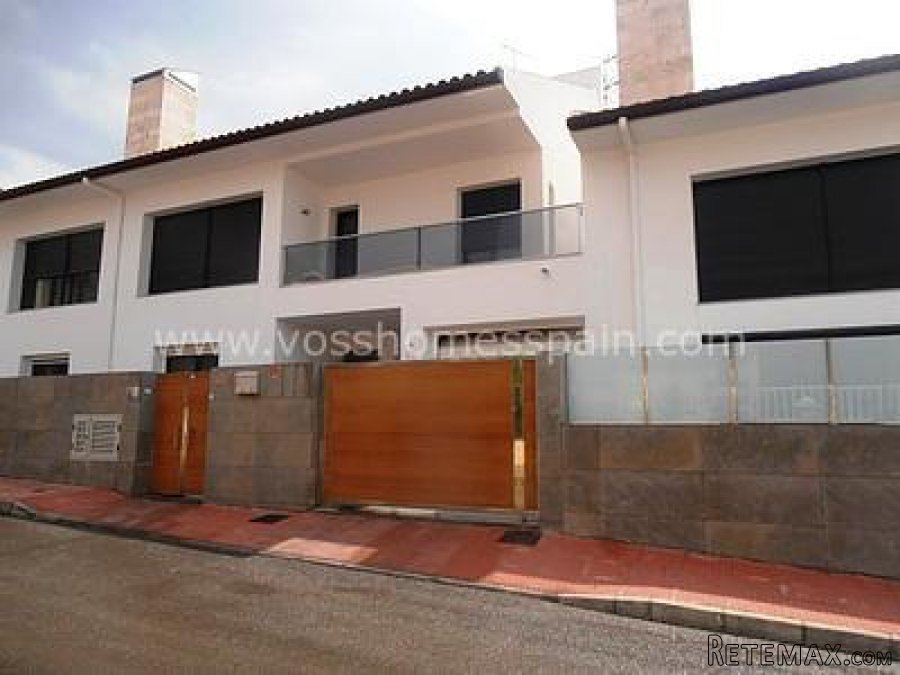 Huge House 399m2 of very high quality and 4 storey, 4..