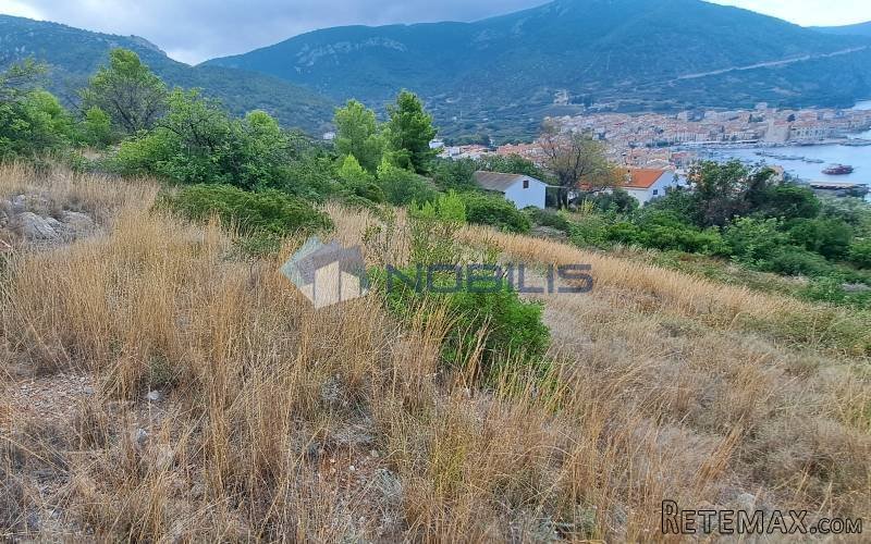 Komiža - građevinsko zemljište s pogledom, 100 m od mora - 2