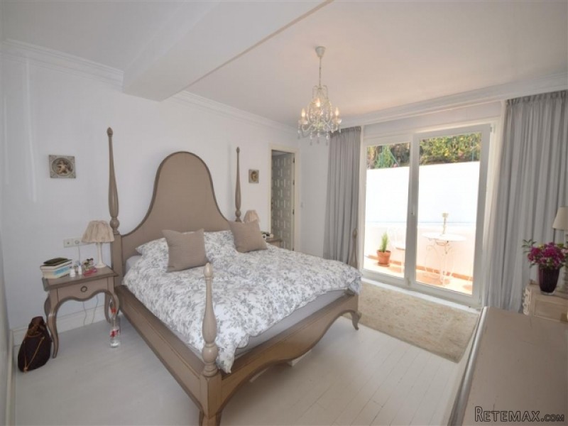 5 Bedroom Villa For Sale Situated In El.. - 2