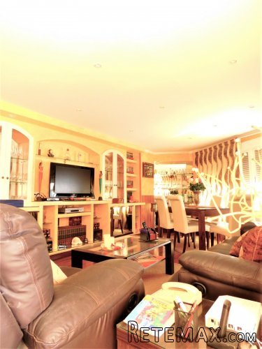 Amplio apartamento en primera línea de mar. Consta de 3.. - 3