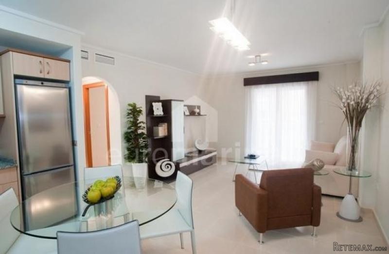 3 bedroom apartment for sale - 2