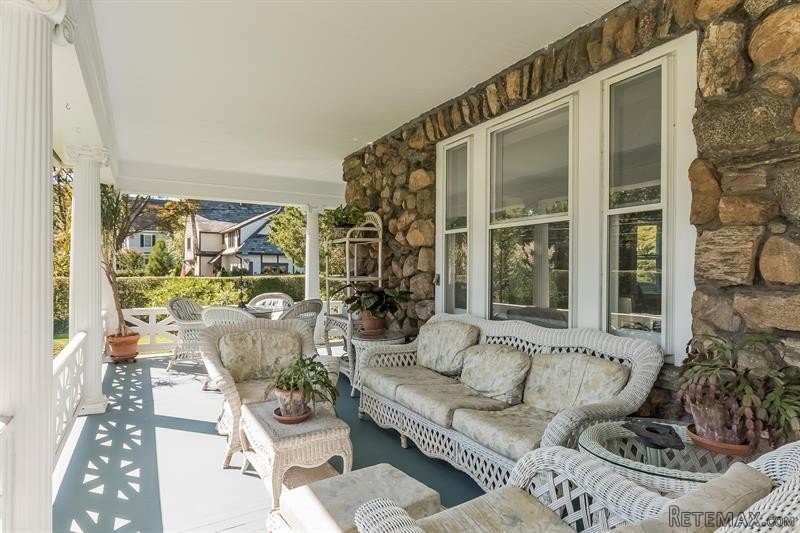 5 bedroom House For Sale: 323 Sound.. - 2