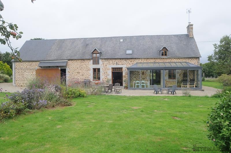 3 Bedroom Farm House For Sale - 2