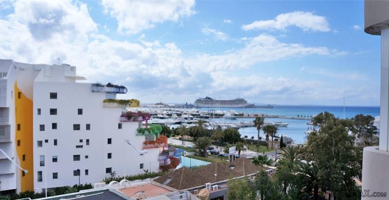 4 bedroom PentHouse For Sale: Marina..