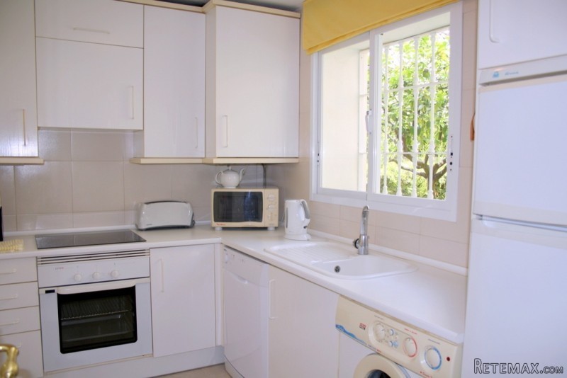 Ground Floor Front Line Lake & Golf..