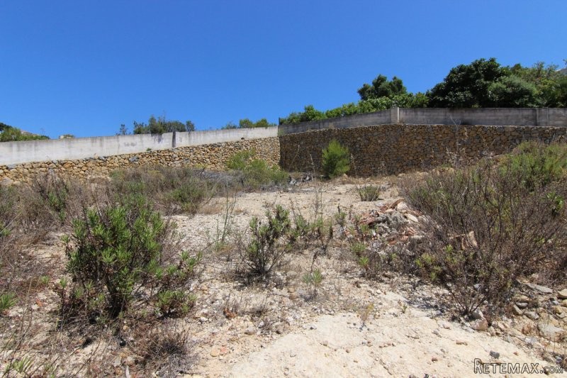 Large building plot with fabulous sea.. - 2