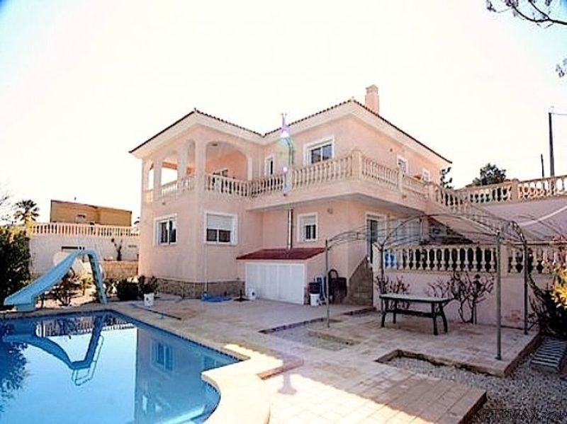 UM2304 - Busot - Villa €380,000 - 2