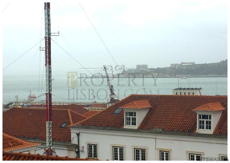 SANTOS 1 shop, 3 apartment package-..
