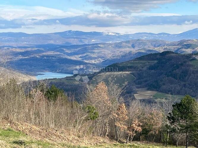 Zamask - imanje od 2553 m2