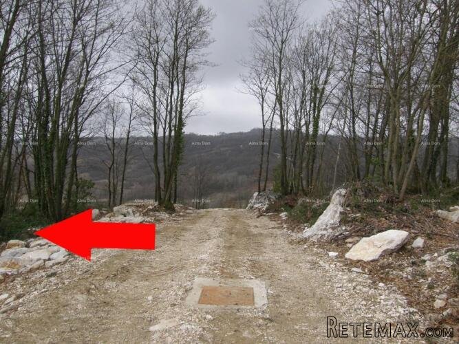 Građevinsko zemljište Pićan - 2