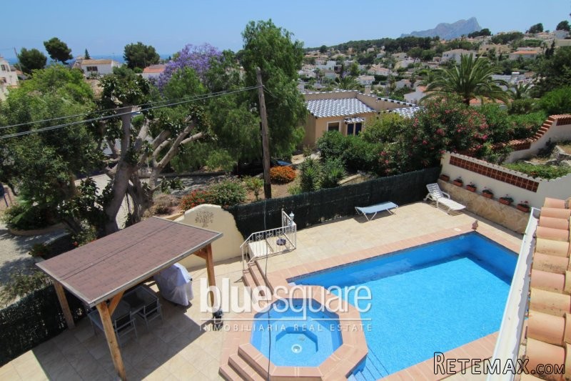 Renovated 4-bedrooms villa on 2 levels.. - 2