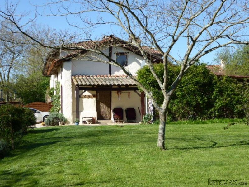 Country Cottage With Outbuildings On.. - 2