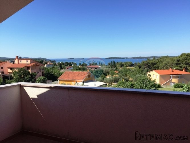 Fažana, kuća s apartmanima - 3