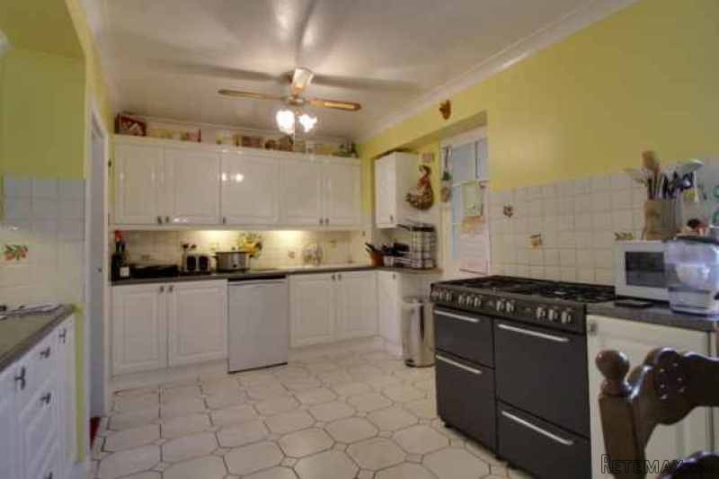 4 bedroom, Terraced House house for sale
