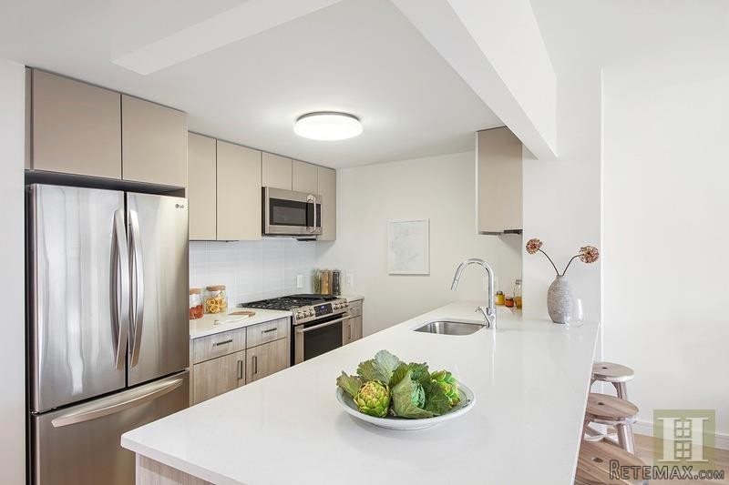 2 bedroom Apartment For Sale: 2231 ADAM.. - 2