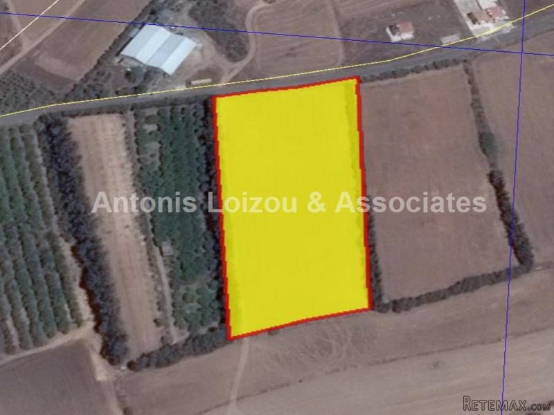 14,549 m2 Residential field at Kouklia..