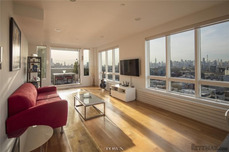 3 Bedrooms - Condo - New York State -..