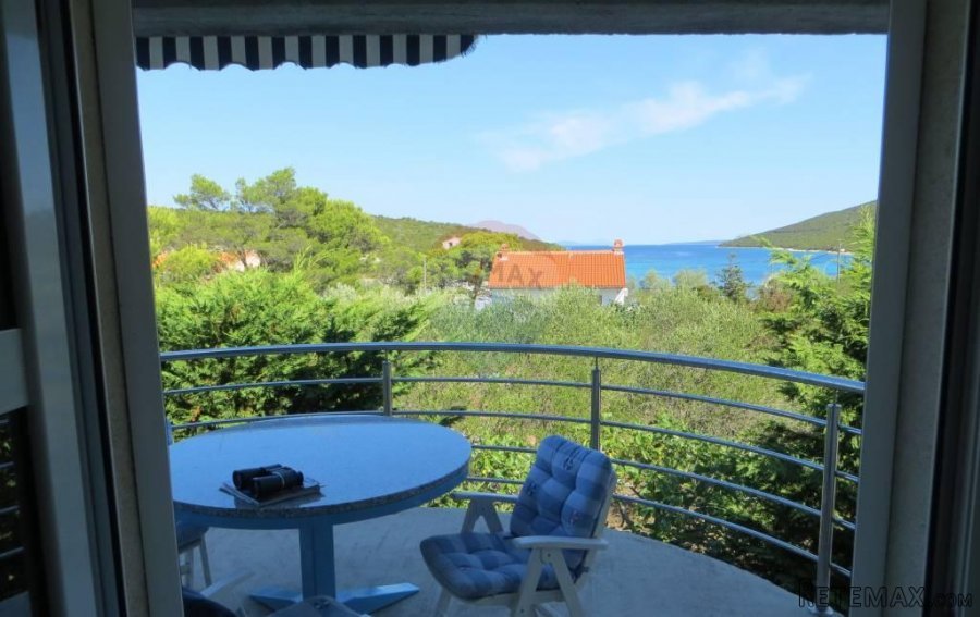 Otok Ist-samostojeća kuća