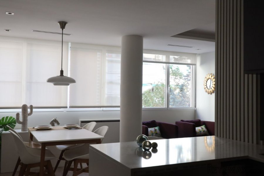 Todo exterior, muy luminoso y alegre. Consta de 80 m2 que.. - 2