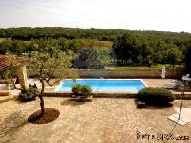 Villa sa bazenom i predivnim pogledom