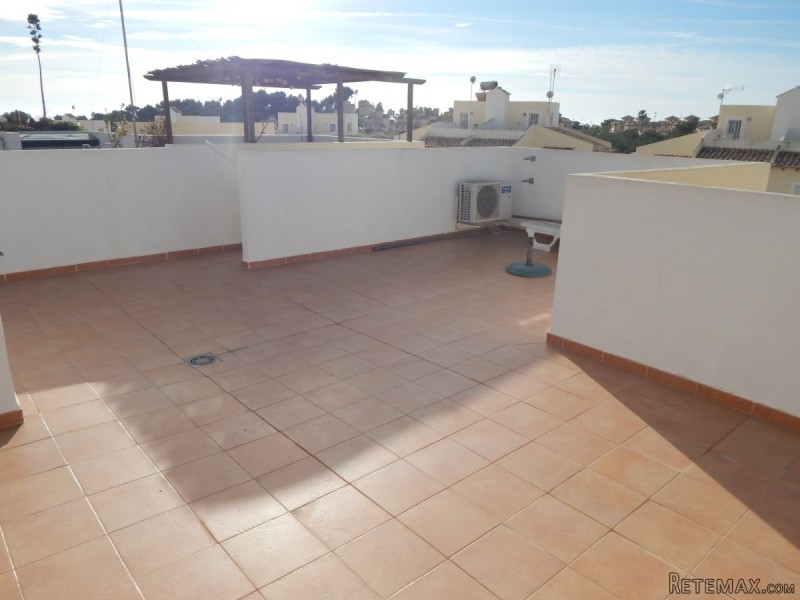 2 Bedrooms Apartment For Sale