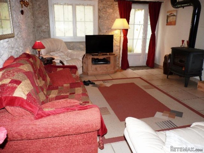 4 Bed Village House With Garage, Barn.. - 2