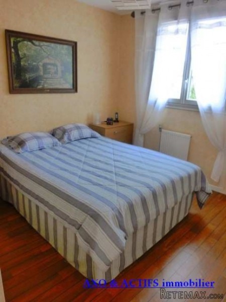 4 Bedrooms - Maison - For Sale