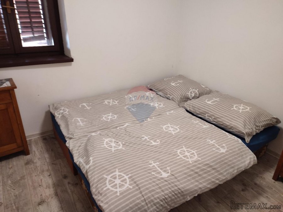 Draga Bašćanska - dvije kuće 120m2, okućnica - 3