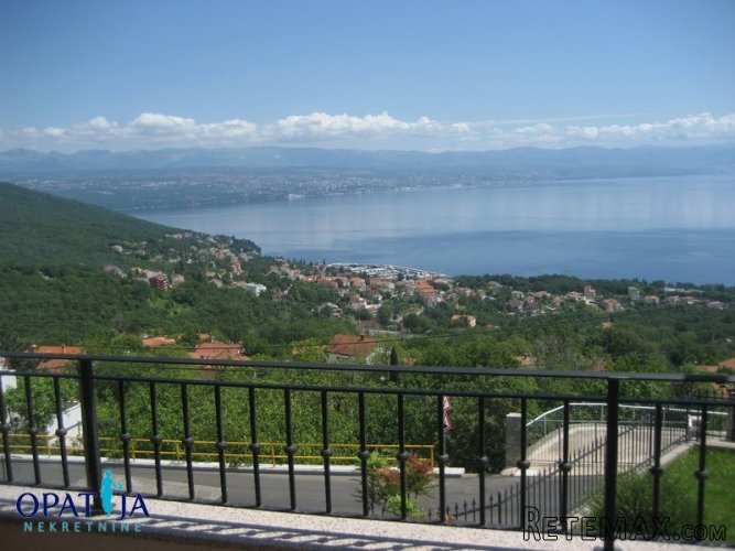 Lovran- stan na atraktivnoj lokaciji sa panoramskim pogledom - 3
