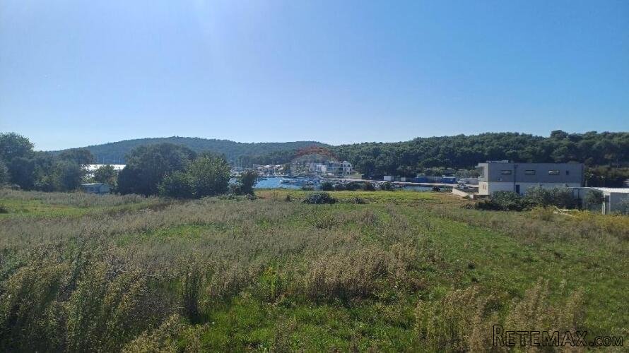 Istra,Pomer-građevinsko zemljište na posebnoj lokaciji