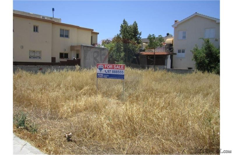 Plot of Land for Building - For Sale -..