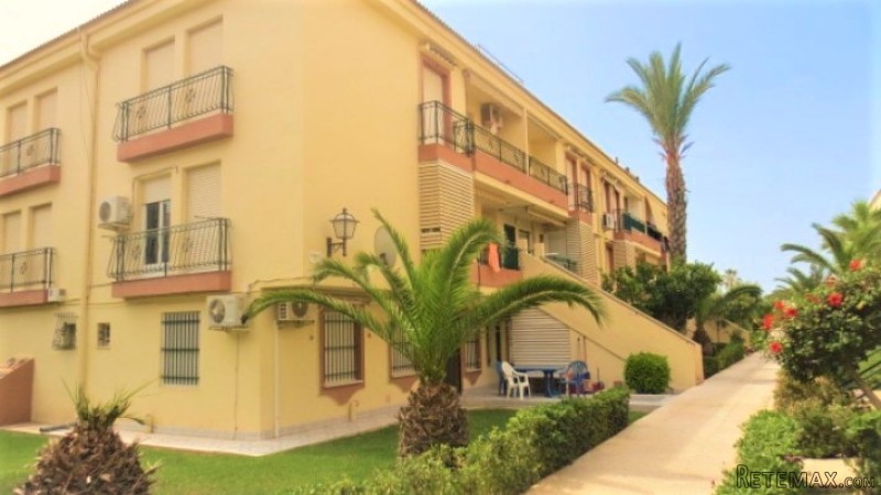 Amazing Top Floor 3 Bedrooms Apartment.. - 2