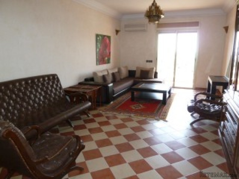 2 Bed - 1.5 Bath apartment - 2 Terraces.. - 2