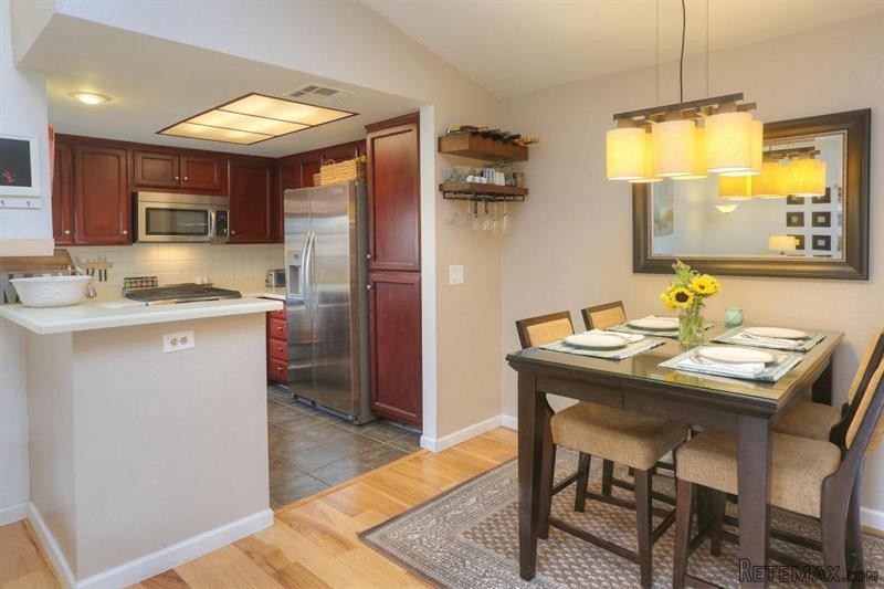 3 bedroom Apartment For Sale: 1230.. - 2