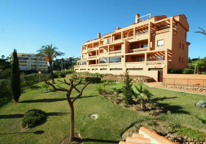3 bedroom Apartment - 2