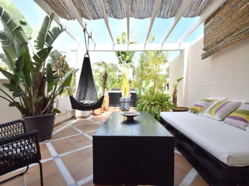 2 Bedroom Penthouse For Sale Situated..