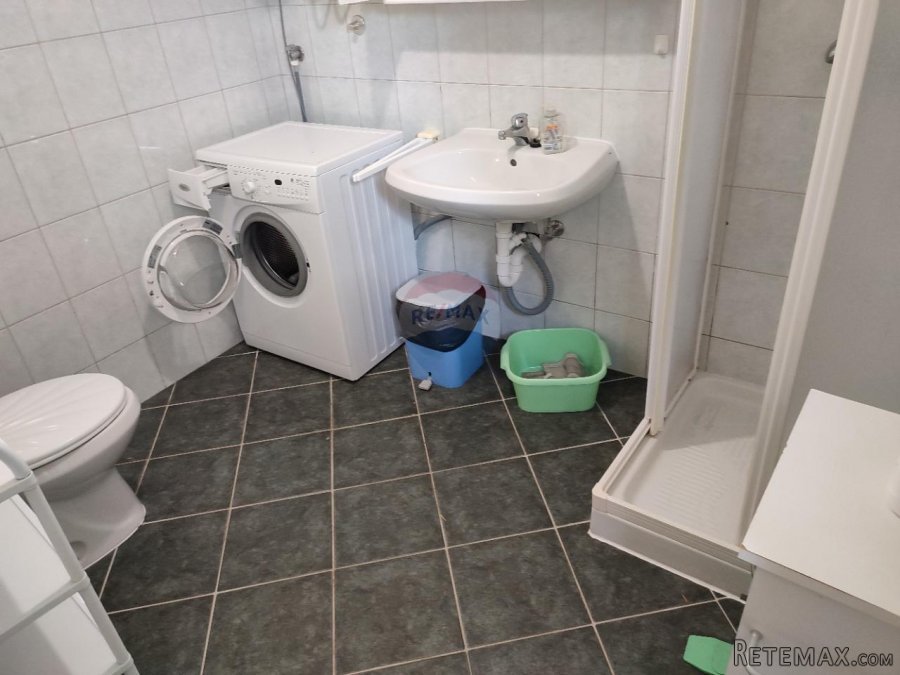 Draga Bašćanska - dvije kuće 120m2, okućnica - 10