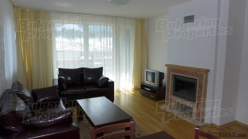 Fully Furnished Apartment Next To Golf..