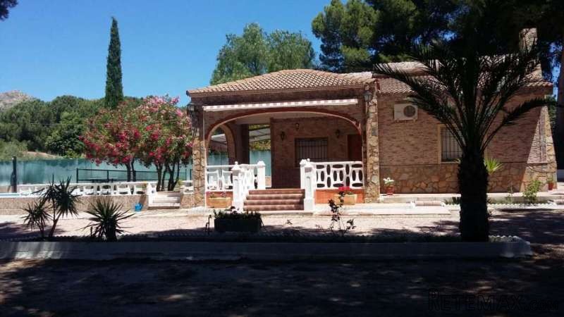 3 Bedroom Detached Villa For Sale In..