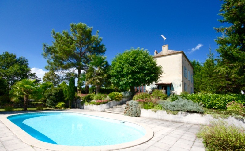 Beautiful stone house, with swimming..